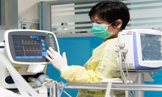 Sau Bắc Giang, Sun Group giúp Bắc Ninh lắp đặt Trung tâm Hồi sức tích cực ICU quy mô 100 giường