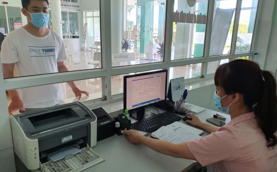 Từ ngày 01/6 khám chữa bệnh không cần sử dụng thẻ BHYT giấy