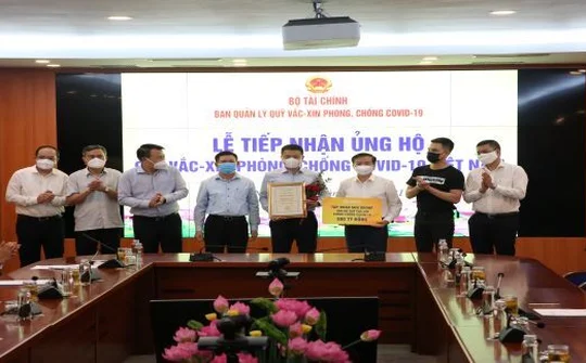 Góp thêm 320 tỷ đồng cho Quỹ vắc-xin, tổng cộng Sun Group đã ủng hộ gần 510 tỷ đồng qua các đợt dịch
