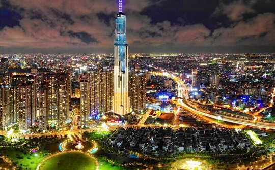 Kinh tế Việt Nam chống chịu tốt trong đợt bùng phát dịch thứ 4