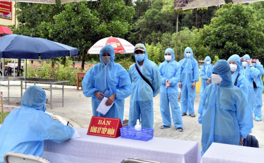 Bắc Kạn đón 278 công nhân trở về từ Bắc Giang