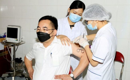 Hà Nam: Hơn 11.700 người đã được tiêm vắc xin phòng COVID-19