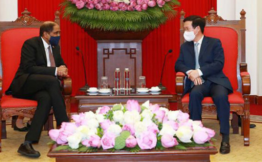 Thường trực Ban Bí thư tiếp Đại sứ Singapore tại Việt Nam