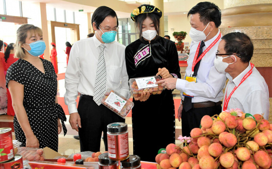 Tích cực vào cuộc, khơi thông dòng chảy hàng hóa