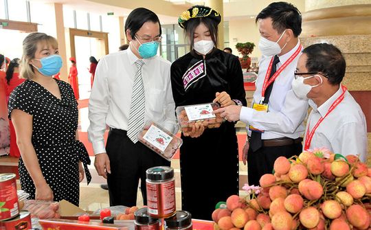 Tích cực vào cuộc, khơi thông dòng chảy hàng hóa