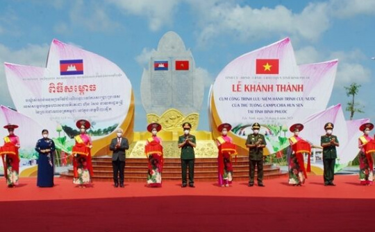 Khánh thành công trình thắt chặt tình hữu nghị Việt Nam-Campuchia