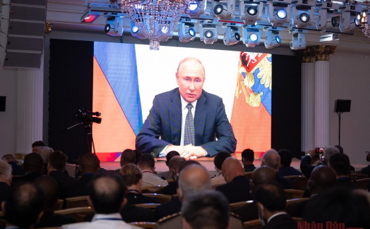 Tổng thống Nga V. Putin kêu gọi thế giới hợp lực vì an ninh toàn cầu