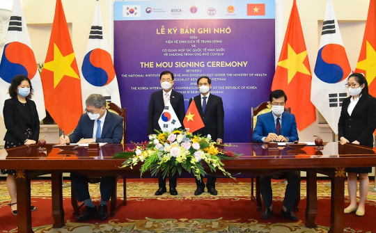 Việt Nam, Hàn Quốc ký bản ghi nhớ về chương trình ứng phó COVID-19
