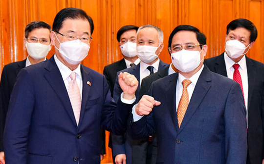 Thủ tướng Phạm Minh Chính đề nghị sớm đưa kim ngạch thương mại Việt Nam-Hàn Quốc lên 100 tỷ USD