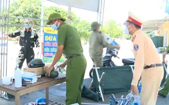 Hà Tĩnh: Nới lỏng để phát triển kinh tế nhưng nghiêm ngặt trong phòng chống dịch