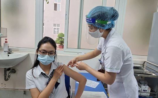 Hà Nôi phấn đấu 70% dân số tiêm đủ 2 mũi vắc xin phòng Covid-19