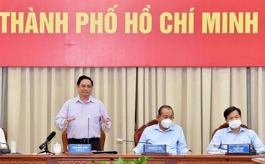 Chúng ta đang đi đúng hướng, cần tiếp tục phấn đấu, nỗ lực thực hiện cho được mục tiêu kép
