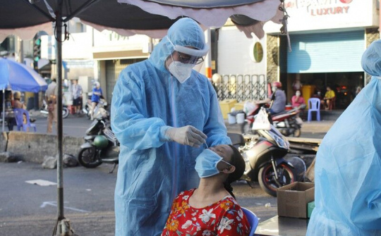 Lào Cai: Xét nghiệm virus SARS-CoV-2 cho đối tượng có nguy cơ cao