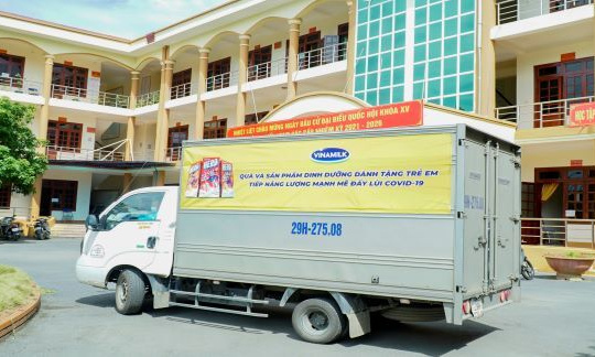 Quỹ Sữa Vươn Cao Việt Nam kịp thời đến với trẻ em Điện Biên trong mùa dịch