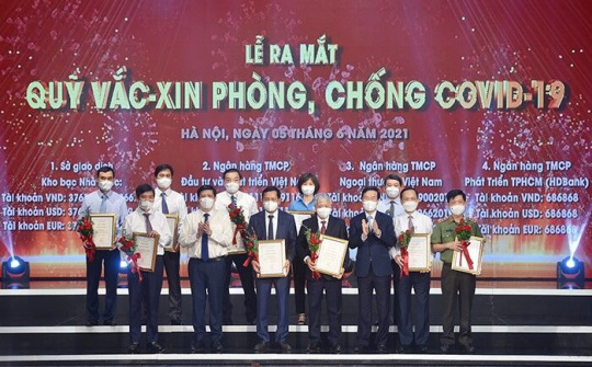 Hà Nội hưởng ứng mua vắc-xin cho Thành phố 1.000 tỷ đồng và ủng hộ Quỹ vắc-xin Phòng Covid-19 Việt Nam 100 tỷ đồng