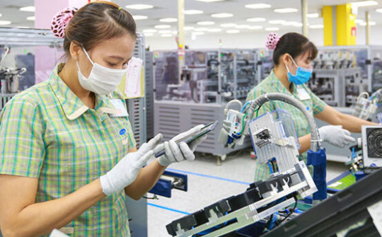 Nhu cầu hàng hóa thế giới phục hồi, xuất khẩu tiếp tục khởi sắc