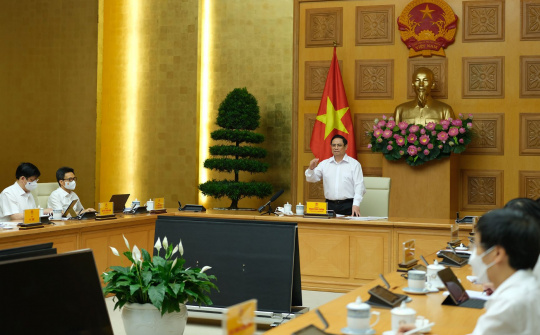 Phải sản xuất bằng được vaccine phòng chống COVID-19 để chủ động lo cho người dân