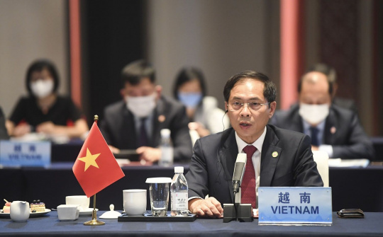 Bộ trưởng Bùi Thanh Sơn tham dự Hội nghị đặc biệt các Bộ trưởng Ngoại giao ASEAN-Trung Quốc