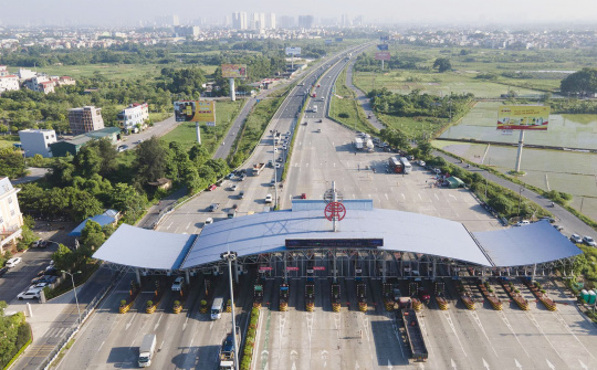 Kiểm soát chặt chẽ tại các chốt cửa ngõ vào Hà Nội để phòng dịch COVID-19