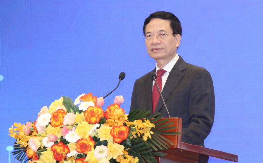 Bộ trưởng Nguyễn Mạnh Hùng phát biểu về “Cơ hội trong chuyển đổi số của các địa phương”