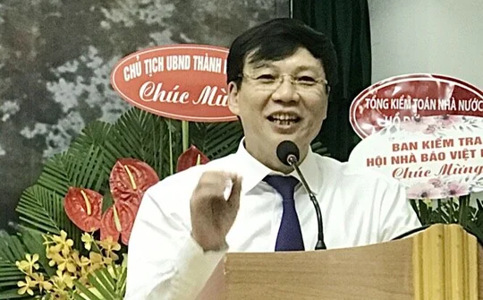 Văn hóa phải soi sáng mọi hoạt động của đất nước