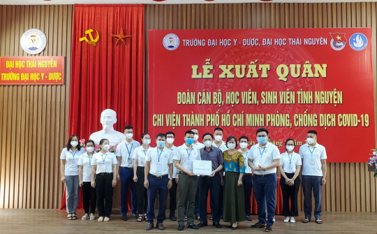 301 cán bộ, học viên, sinh viên Trường Đại học Y – Dược Thái Nguyên lên đường hỗ trợ TP.HCM chống dịch
