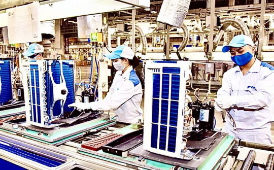 Đánh giá công cuộc đổi mới của Việt Nam qua Đại hội XIII