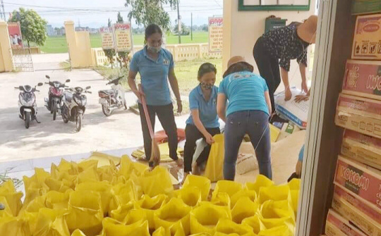 Thiệu Hóa: Hàng nghìn kg lương thực, thực phẩm được bà con xã Thiệu Lý ủng hộ người dân TPHCM