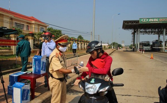 Đắk Nông: Tạm dừng các dịch vụ không thiết yếu từ 0h ngày 21/7