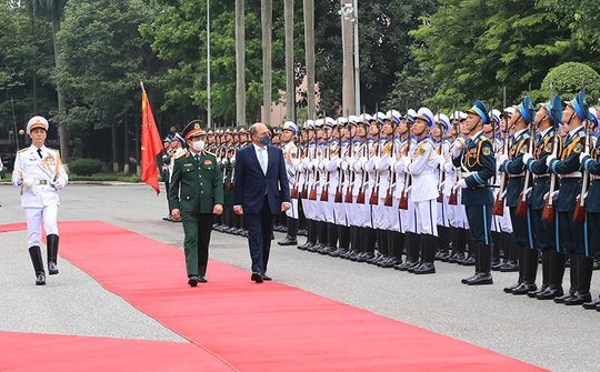 Thúc đẩy hợp tác quốc phòng giữa Việt Nam và Liên hiệp Vương quốc Anh và Bắc Ai-len