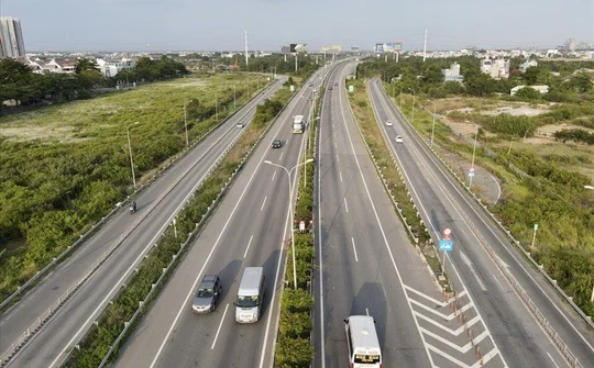 TPHCM: Thống nhất phương án làm cao tốc Thủ Dầu Một - Chơn Thành