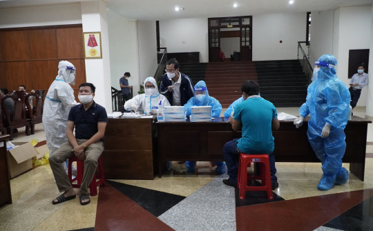 Đắk Nông: Gia Nghĩa đêm không ngủ  