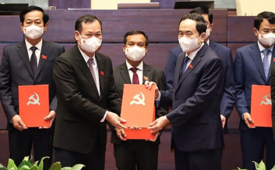 Ông Lê Quốc Chỉnh được phê chuẩn giữ chức Trưởng đoàn ĐBQH tỉnh Nam Định