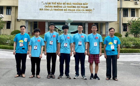 Học sinh Việt Nam giành 3 Huy chương vàng Olympic Vật lý
