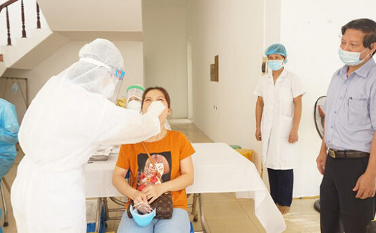 Việt Nam đã vượt ngưỡng 100.000 ca mắc Covid-19