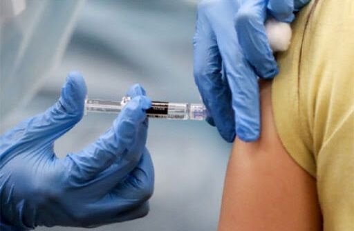 Sa Pa: Triển khai tiêm hơn 2.400 liều vaccine Pfizer phòng dịch Covid-19 cho các đối tượng ưu tiên