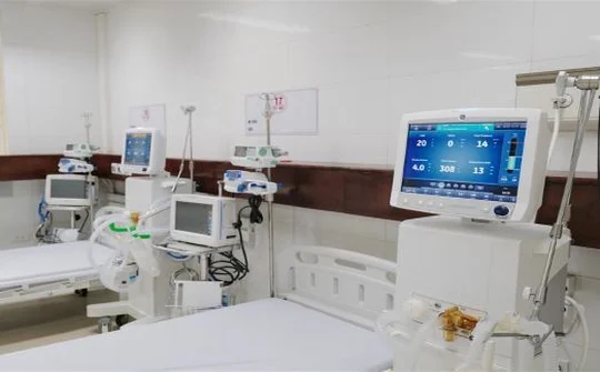 Sun Group ủng hộ Tây Ninh hơn 10 tỷ đồng trang thiết bị y tế chống dịch Covid-19