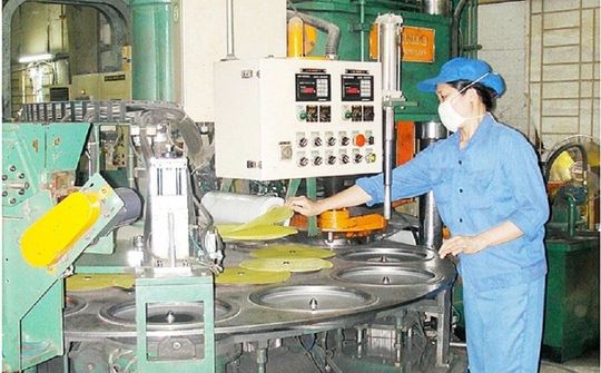 Thành phố Hà Nội: Quyết tâm mục tiêu kép, không để đứt gãy chuỗi sản xuất