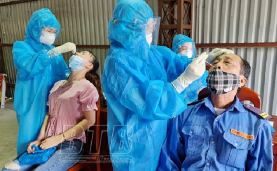 Thái Bình xét nghiệm PCR sàng lọc SARS-CoV-2 cho 700 công nhân