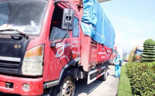 Lào Cai: Tiếp nhận vật tư y tế do Trung Quốc hỗ trợ
