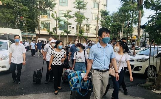 Thanh Hóa: Tiếp tục cử thêm 50 y, bác sĩ lên đường hỗ trợ TP Hồ Chí Minh và Bình Dương chống dịch