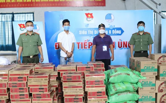 Đồng hành cùng phiên chợ 0 đồng tại Đắk Lắk