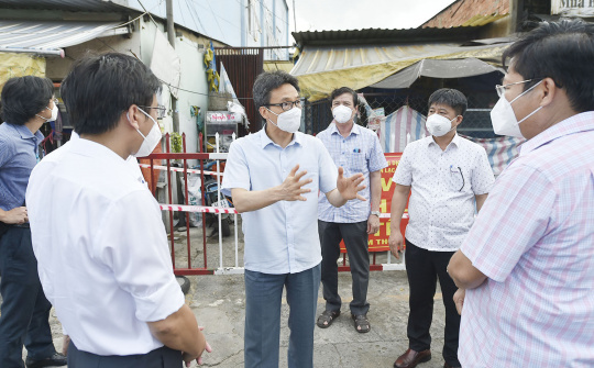 Phó Thủ tướng Vũ Đức Đam kêu gọi: Dành vaccine phòng COVID-19 cho TPHCM