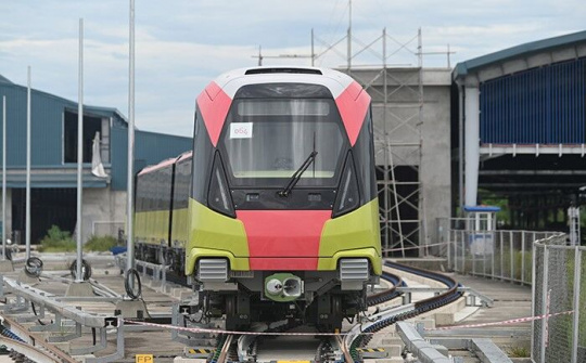 Hà Nội: Thử nghiệm liên động các đoàn tàu trên tuyến đường sắt đô thị đoạn Nhổn - ga Hà Nội