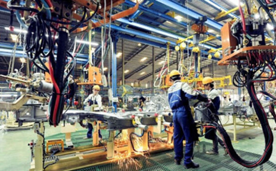 Vì sao doanh nghiệp còn lúng túng, chần chừ?