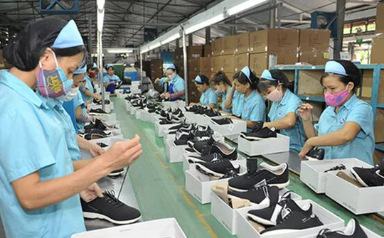 Nhập siêu tăng: Bước chạy đà cho sự phục hồi
