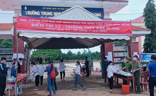 Hình ảnh đẹp của lực lượng Công an Đắk Nông trong mùa thi tốt nghiệp THPT quốc gia