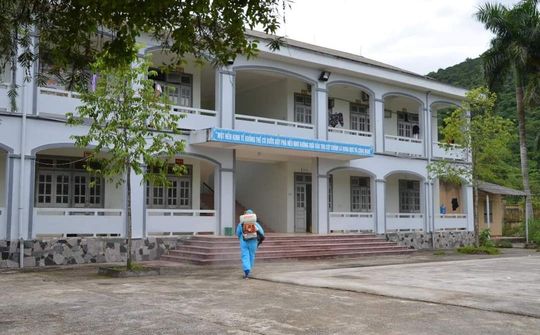 Ghi nhận thêm 1 ca dương tính với SARS-CoV-2 tại khu cách ly tập trung huyện Hà Trung