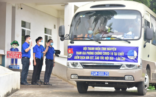 Lào Cai: Ra quân đội thanh niên tình nguyện tham gia công tác phòng, chống dịch