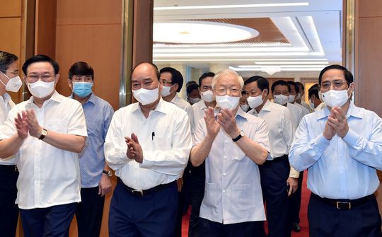 Chính phủ khóa XV họp phiên toàn thể đầu tiên